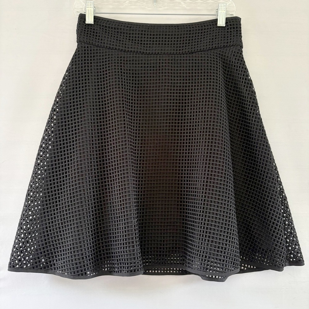 Club Monaco Black Grid Mesh A-Line Skirt Size 6 Textured Knee Length 295551263